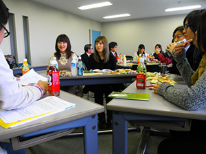 愛知学泉大学との交流写真2