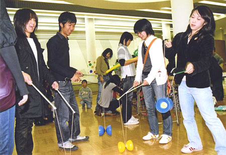 http://www.chukyo-u.ac.jp/activity/news/images/2007_046.jpg