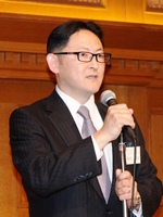 梅村理事長縦_4694.jpg