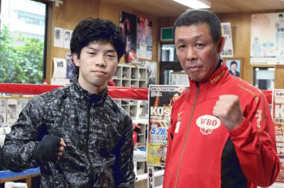 田中選手（左）と畑中会長.jpg