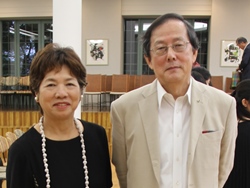 浜本さんと学長　IMG_6494.jpg