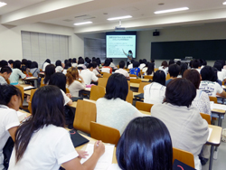 学部説明（国際英語）