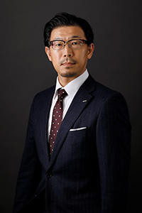 小山剛司氏.jpg