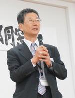 （写真3）村岡幹生教授・文学部長.jpg