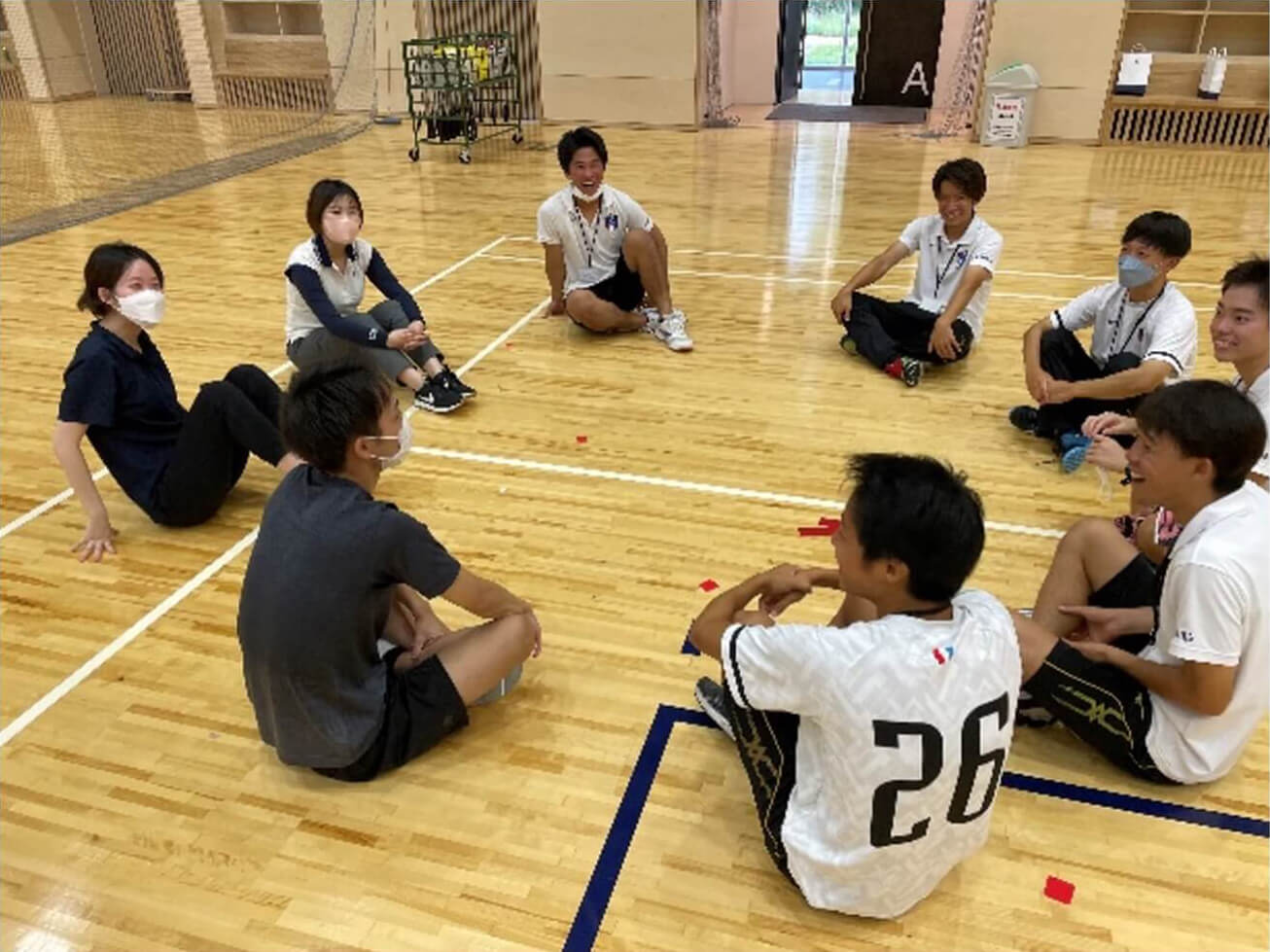 コプロ・ホールディングス(株)×サッカー部 交流・座談会を実施