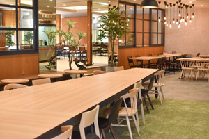 CHUGLE CAFE(2号館2階)