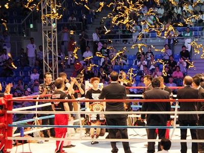 ベルトの田中選手 2090.JPG