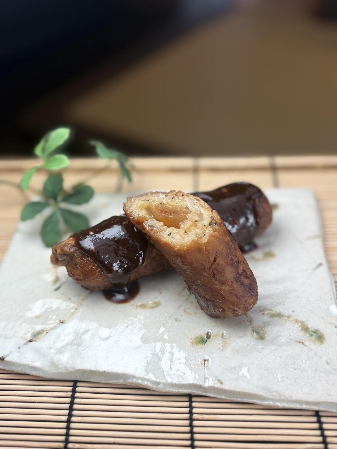 守口漬の入った肉巻きむすび.JPG