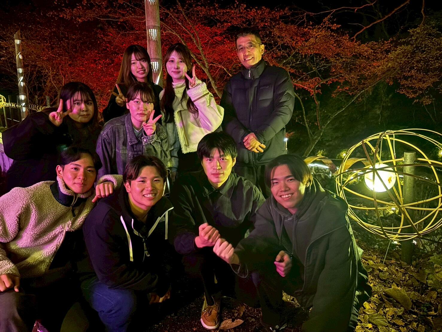 ライトアップ集合写真.JPG