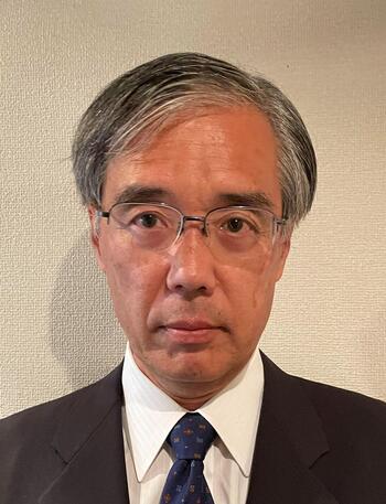 (経済学部)近藤先生顔写真 修正.jpg