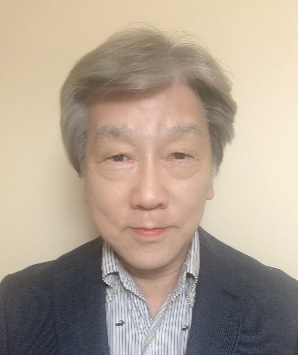 【顔写真】法学部_横尾日出雄先生.JPG