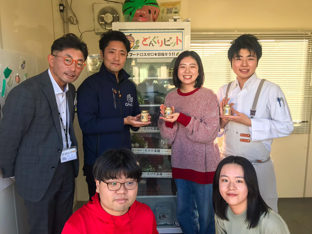 規格外野菜を使った「食べるドレッシング」